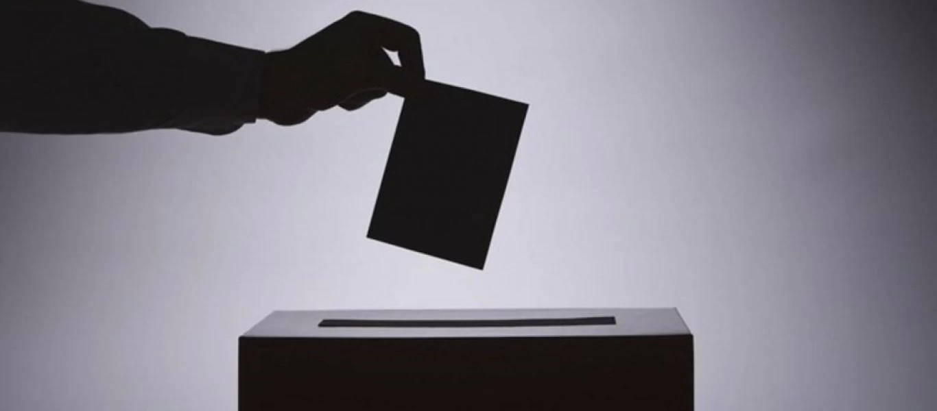 Στην αρμόδια επιτροπή της Βουλής το νομοσχέδιο με τις αλλαγές στην ψήφο των απόδημων